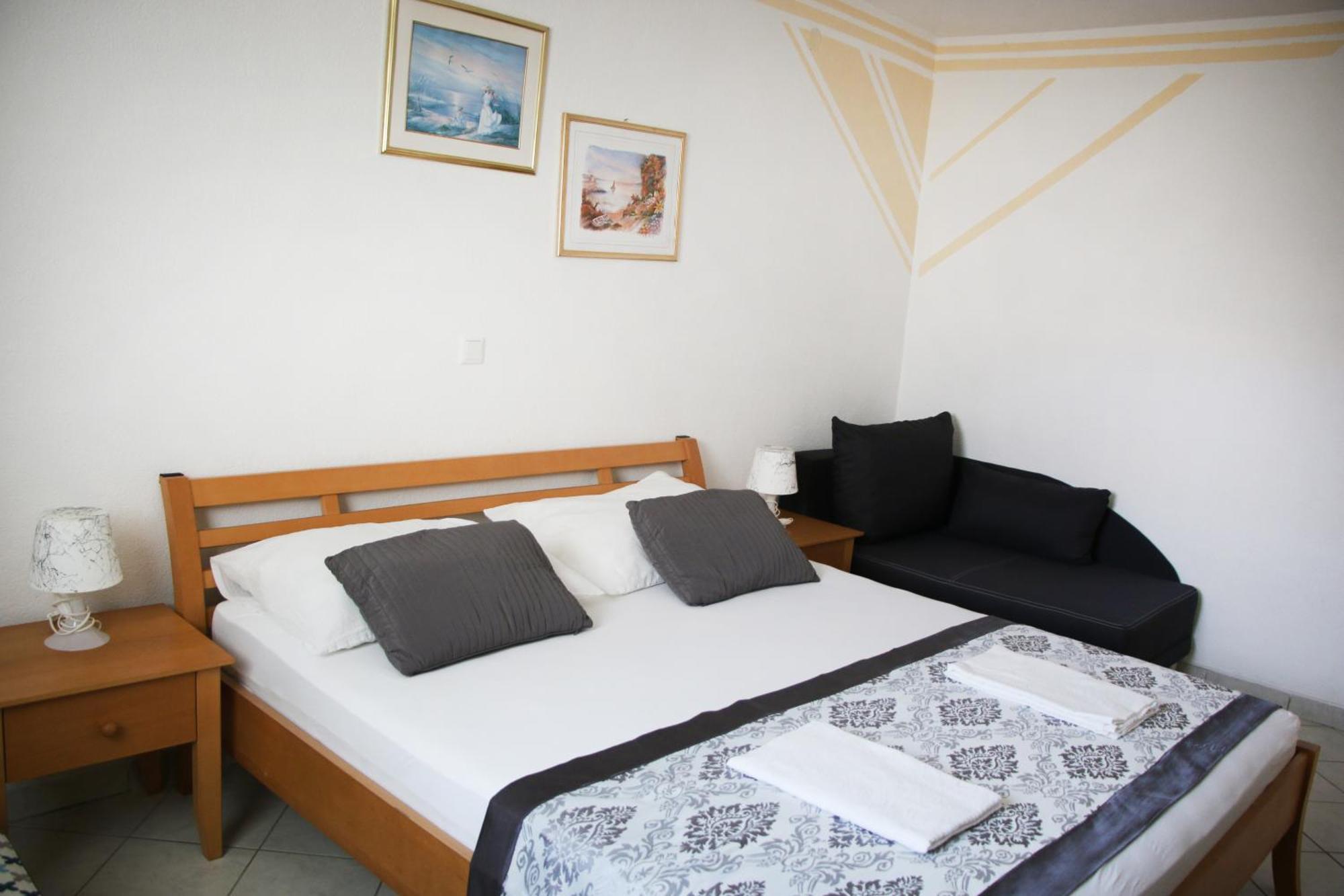 טרוגיר Apartments Gavric מראה חיצוני תמונה