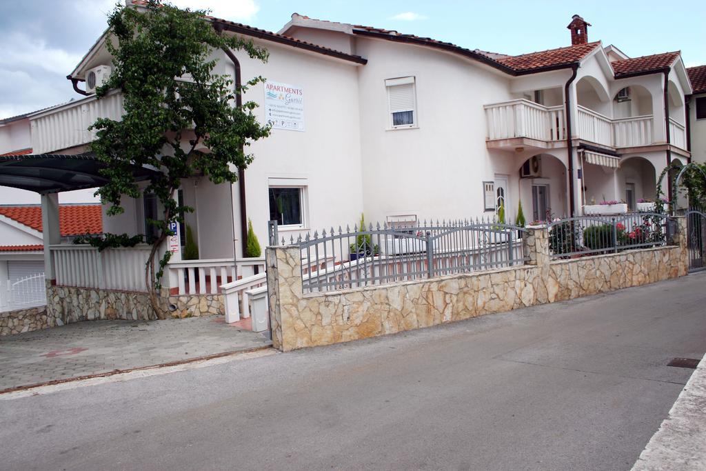 טרוגיר Apartments Gavric מראה חיצוני תמונה